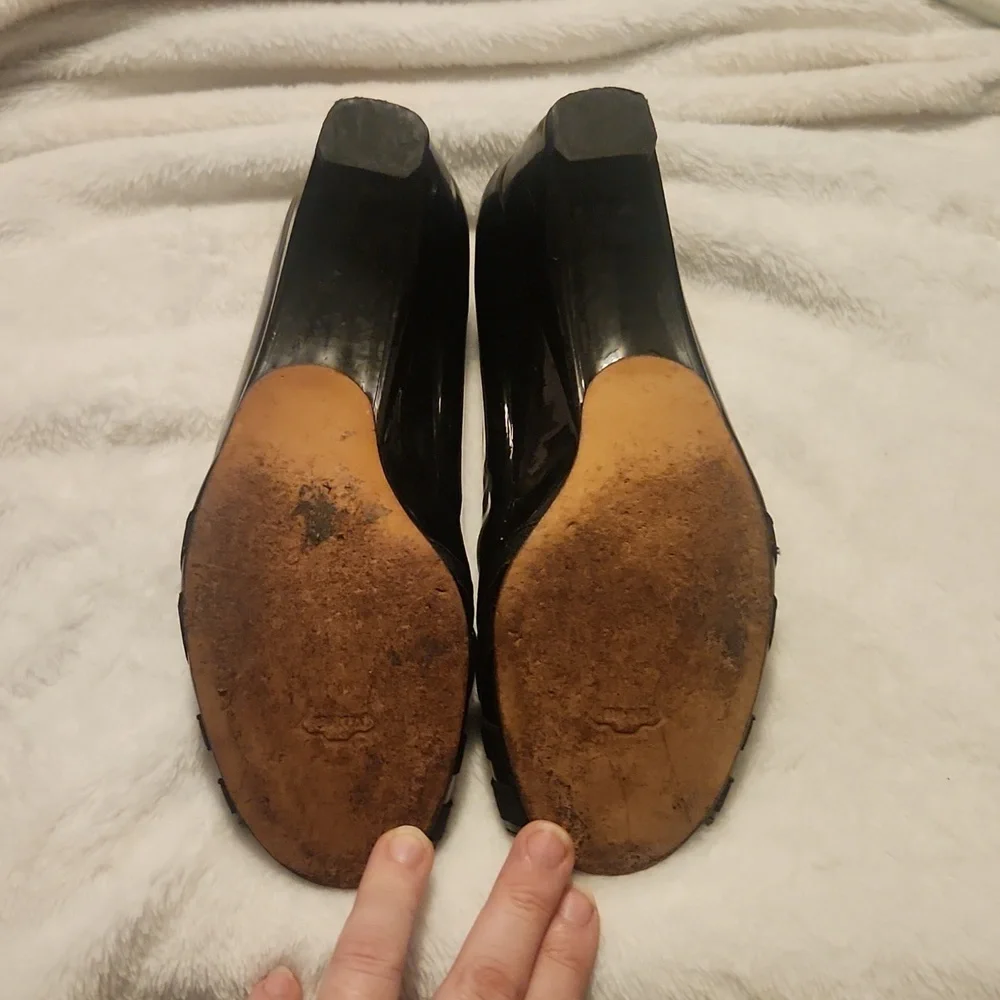 Stuart Weitzman size 6m
